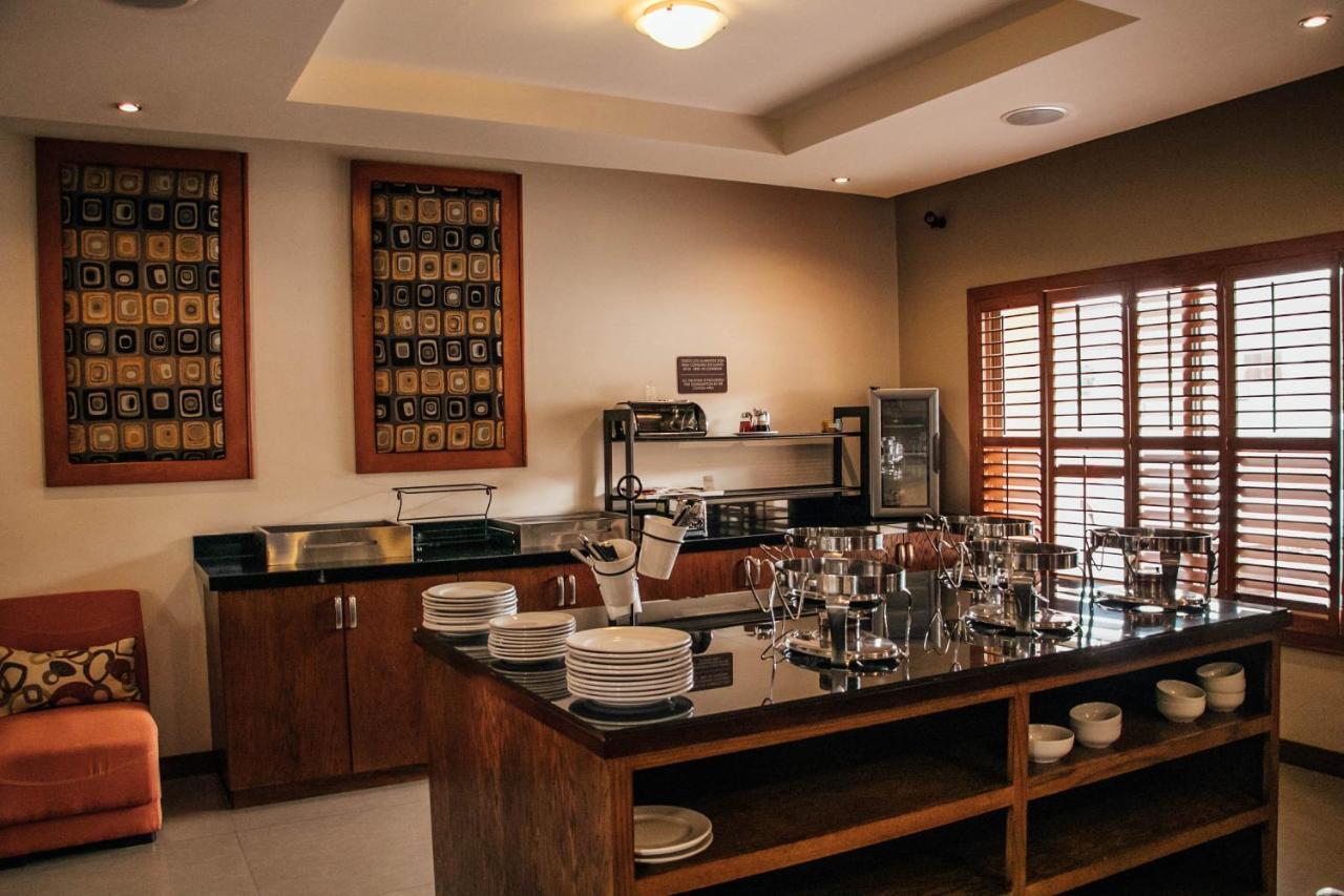 Best Western Cumbres Inn Cd. Cuauhtemoc Luaran gambar
